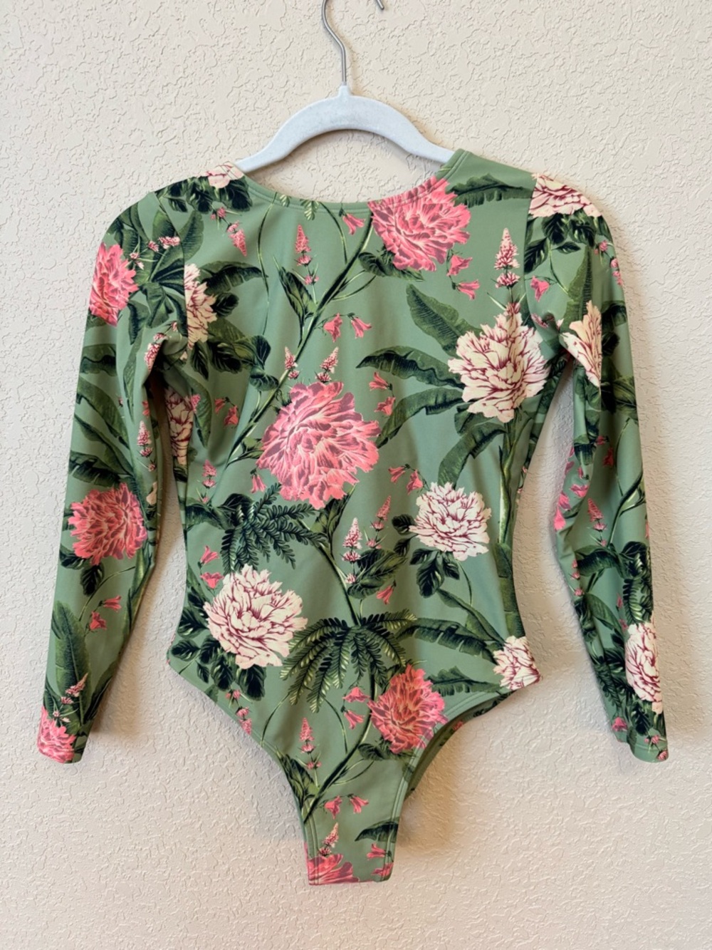 Agua Bendita X Target Peony Print Long Sleeve One-Piece Swimsuit. Size Small